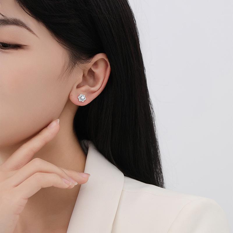 One Week Earrings Women's Simple Ins Small Fragrance Light Luxury Premium Earrings Commuter Earrings