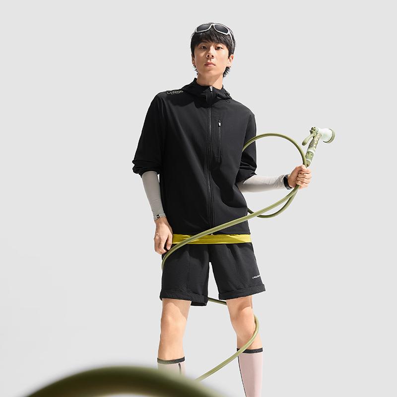 Li Ning Ice Silk Cool Technology UV Protection Breathable Cycling Climbing Outdoor Soft Shell Sun Protection Clothing Men Outerwear Black AWDU823-2