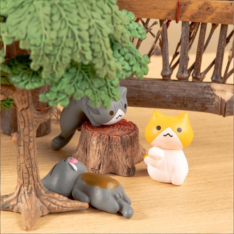 6Pcs Cute Mini Cartoon Cat Ornaments, Car Screen Edge Decoration, Cat Micro Landscape Model Cute Car Accessories Gifts