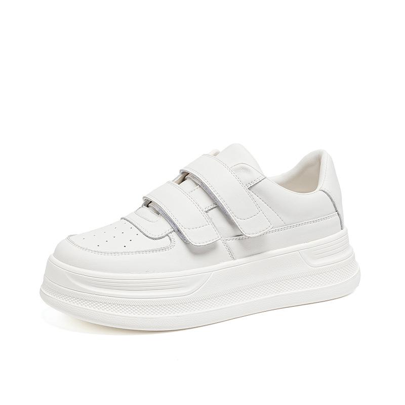 Casual shoes for women in autumn 2026  new thick soled women's shoes  fashionable and versatile board shoes