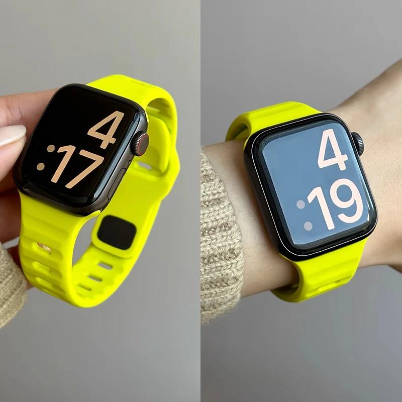 

Силиконовый ремешок для Apple Watch series 10 46мм 42мм ремешок 44мм 45мм 40мм 41мм спортивный браслет iwatch 8 7 6 5 4 3 SE 9 Ultra 2 49мм iwatch 10 42mm