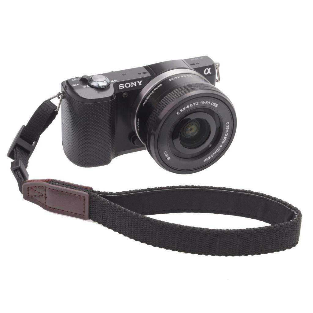 ETSUMI Action Hand Strap for SLR Cameras, Black, E-6711