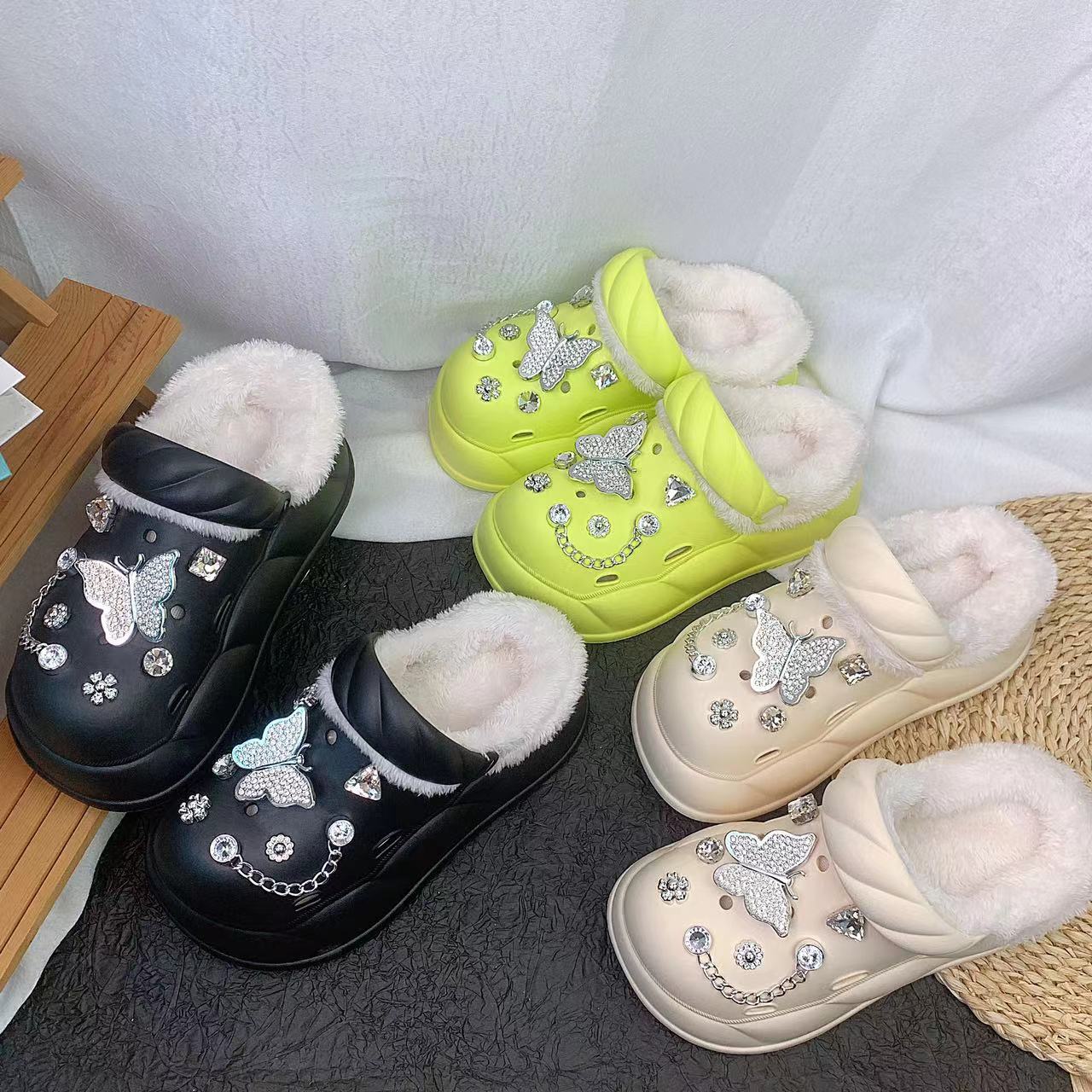 Новые хлопковые туфли с толстой подошвой и отверстиями женский серебристый костюм с бабочками зимняя модная обувь-маффины удобные туфли с отверстиями 3637 3439₽