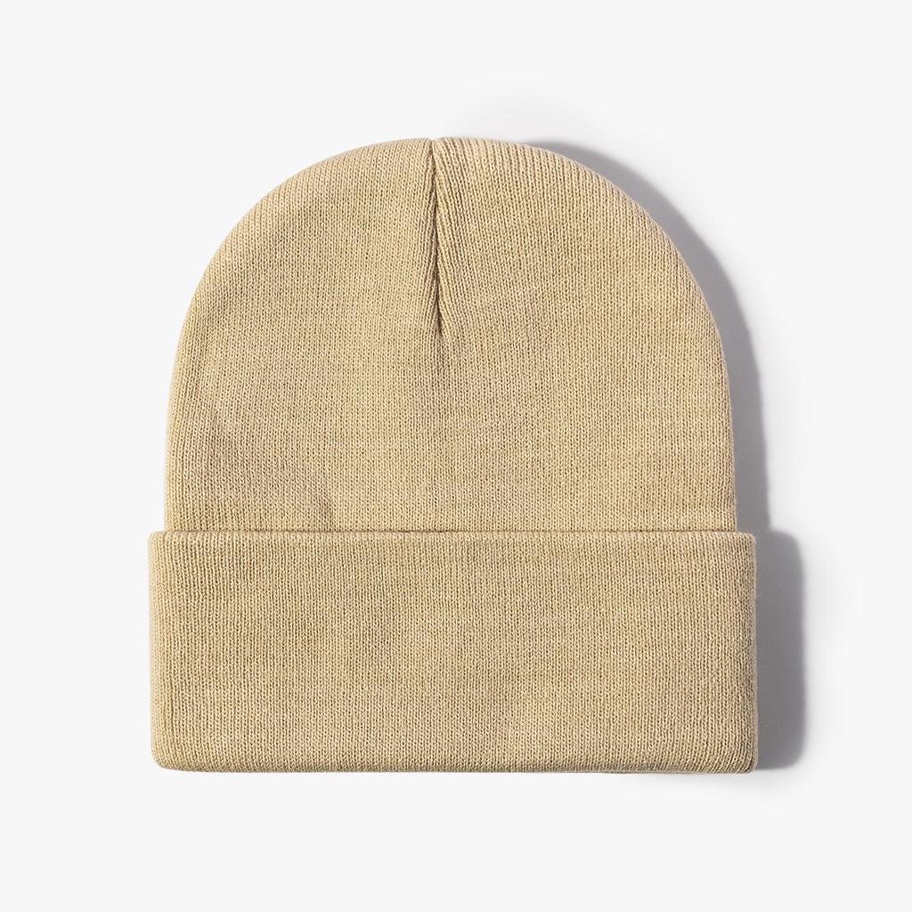 Unisex Korean-Style Embroidered Wool Beanie for Autumn/Winter – Slimming Look, Ideal for Outdoor Activities