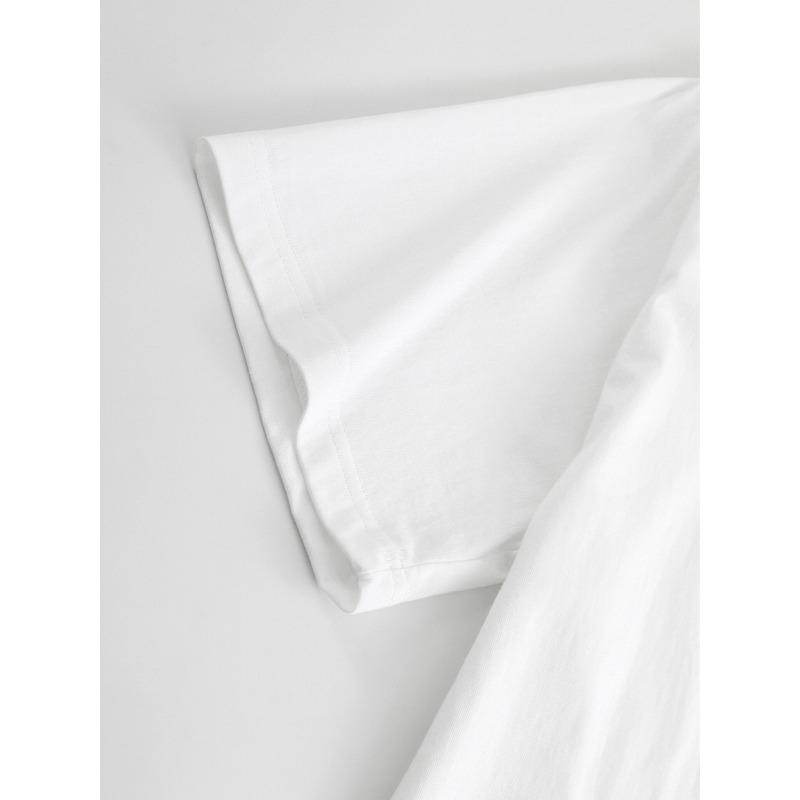 Europäische Größe Verspieltes Grafik-T-Shirt für Damen, Dampfende Tasse mit Frauen-Design, Locker geschnittenes weißes T-Shirt, Helle graue Haare Damenmode,