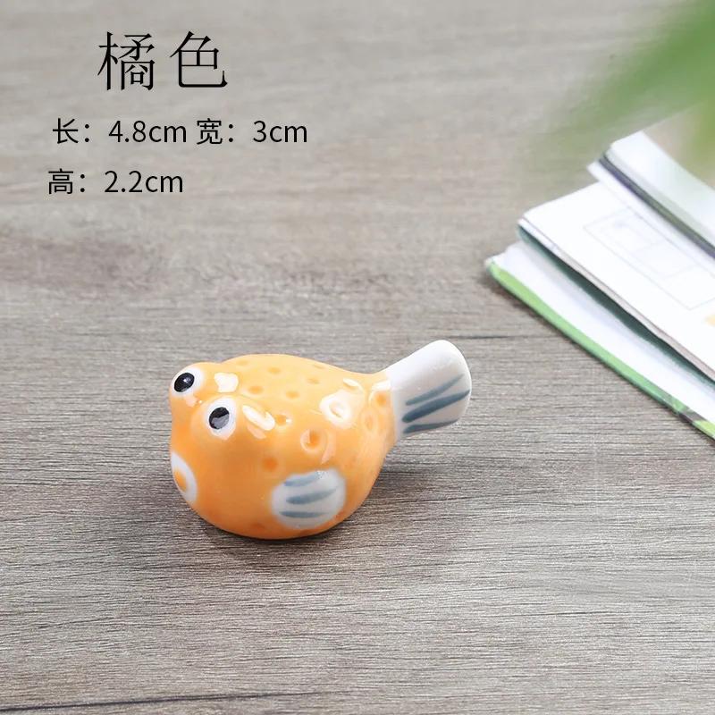 1PC Ceramic Chopstick Holder Puffer Fish Chopsticks Rest Cute Chopstick Rack for Chopsticks Dinnerware Stand