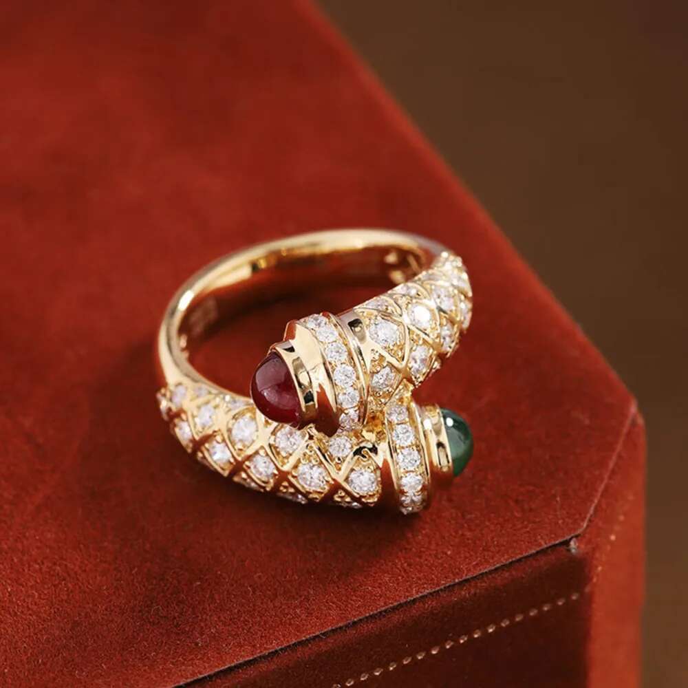 Wosikate Vintage Court Style 18K Gold Plated Ring For Women Wedding Jewellery Ladies Finger Ring Engagement Party Gift