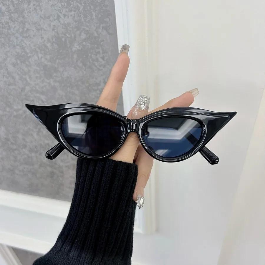 Fashion Cat Eye Sunglasses Women Men Brand Designer Luxurious Sun Glasses Female Outdoor Casual Travel