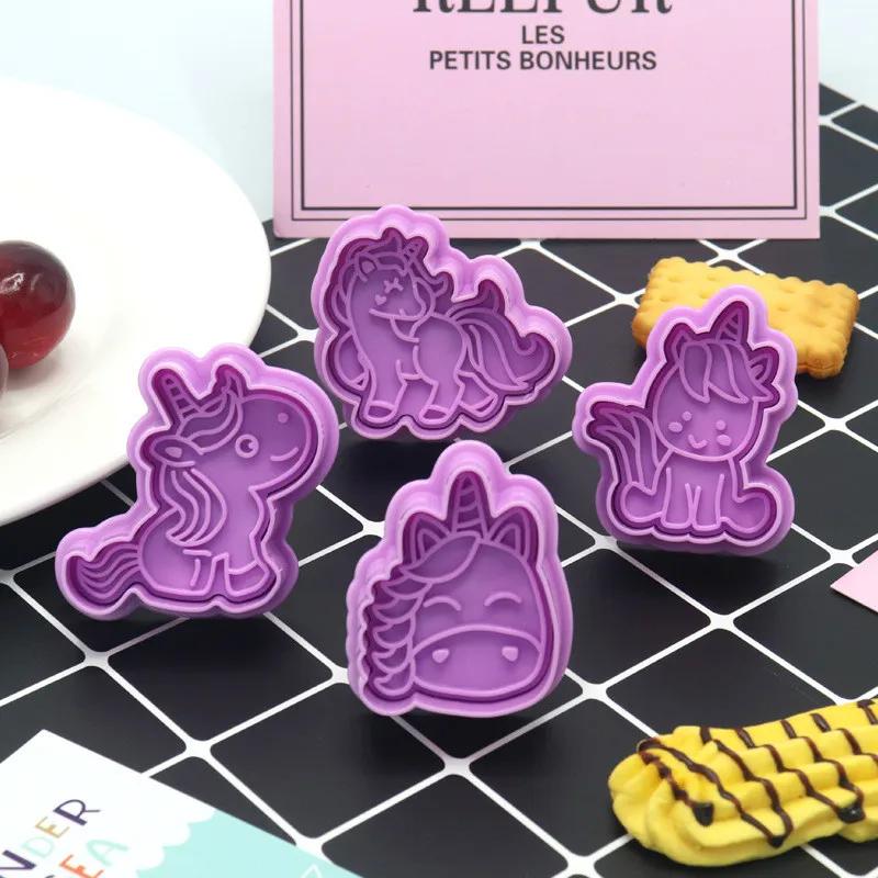 4 Pièces/ensemble Emporte-pièces Forme Licorne Plastique 3D Dessin Animé Pressable Moule à Biscuits Tampon à Biscuits Outil de Pâtisserie de Cuisine pour la Cuisson