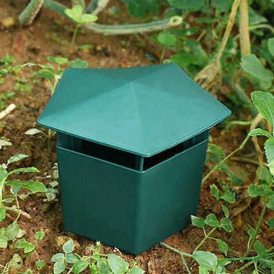 Snail Trap with Anti-Escape Entrance And Observation Window Trap Garden Plant