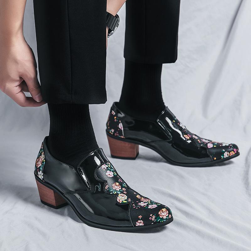 Men's Ethnic Style Autumn Floral Leather Shoes - Pointed Toe, Increased Height, Large Size, Formal & Casual, European & American Design.