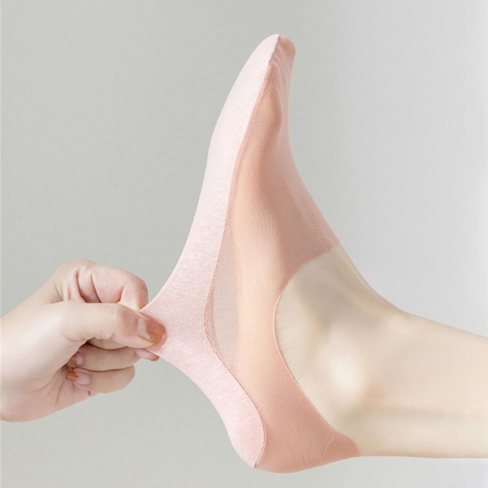 1 Pair Thin Breathable Boat Socks Non-slip Shallow Mouth Invisible Short Sock Solid Color Traceless Ice Silk Socks for Summer