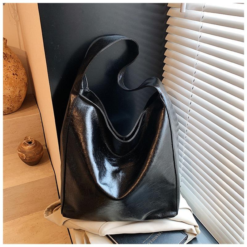 Large-capacity Underarm Women's New Fashionable and Simple Portable Shoulder Bag, Commuting To Work, Versatile Tote Bag