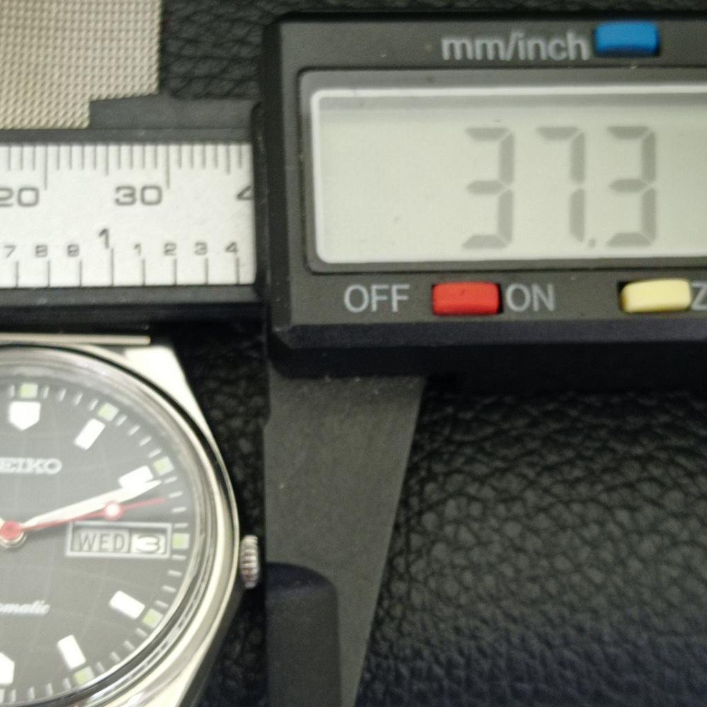 AUTOMATIC VINTAGE SEIKO JAPAN 6309A MENS BLACK COLOR DIAL WATCH a700417-5 R203-a700417