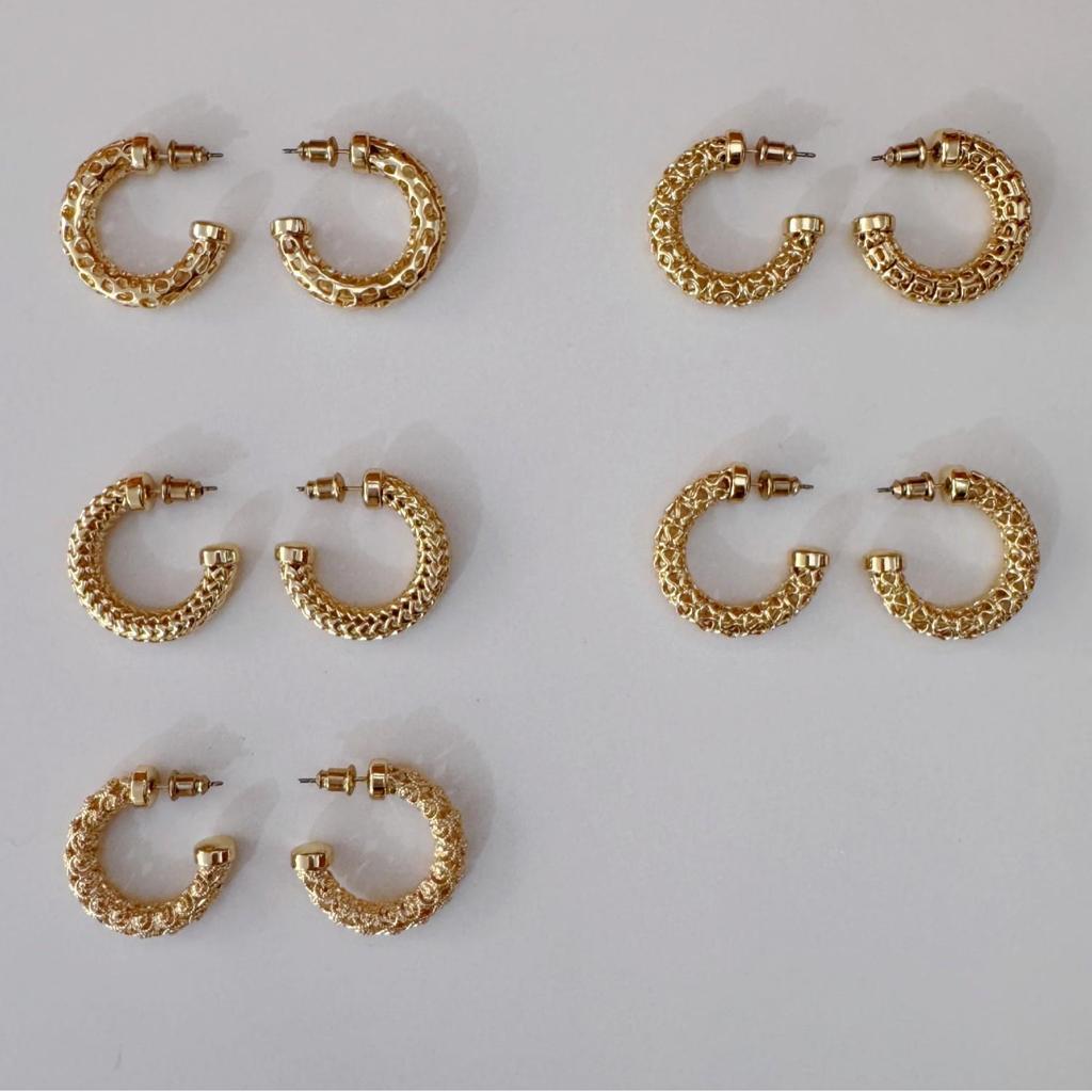 Vintage European-Style Minimalist Hoop Earrings with Retro Mid-Century Design