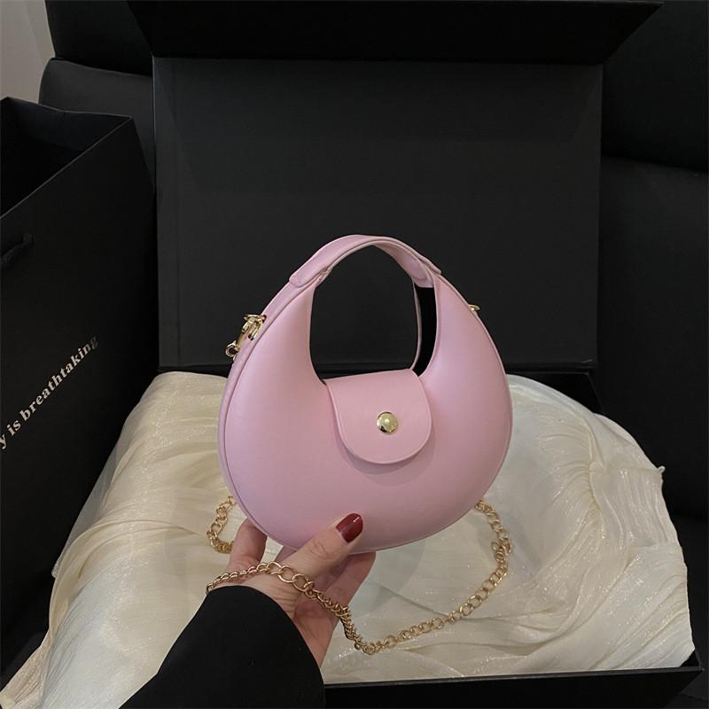 Dumpling Shaped Girls Chain Crossbody Bag With Magnet Closure For Daily Fashion
