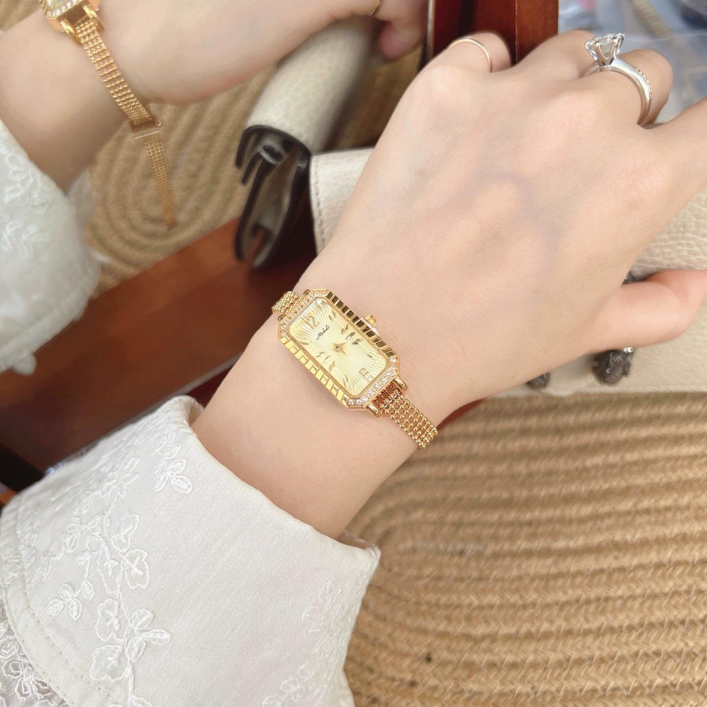 Mesh Belt Retro Small Square Exquisite Women S Watch With Diamond Fringe Strap Belt Buckle Watch Lady