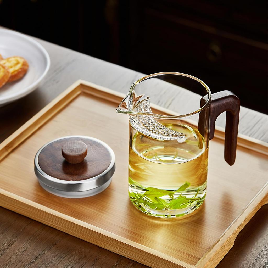 Pokaro Tea Heat-Resistant Glass Teapot, 510ml, with Stainless Steel Lid, Wooden Handle, and Integrated Strainer. Simple Design, Stylish Glass Teapot