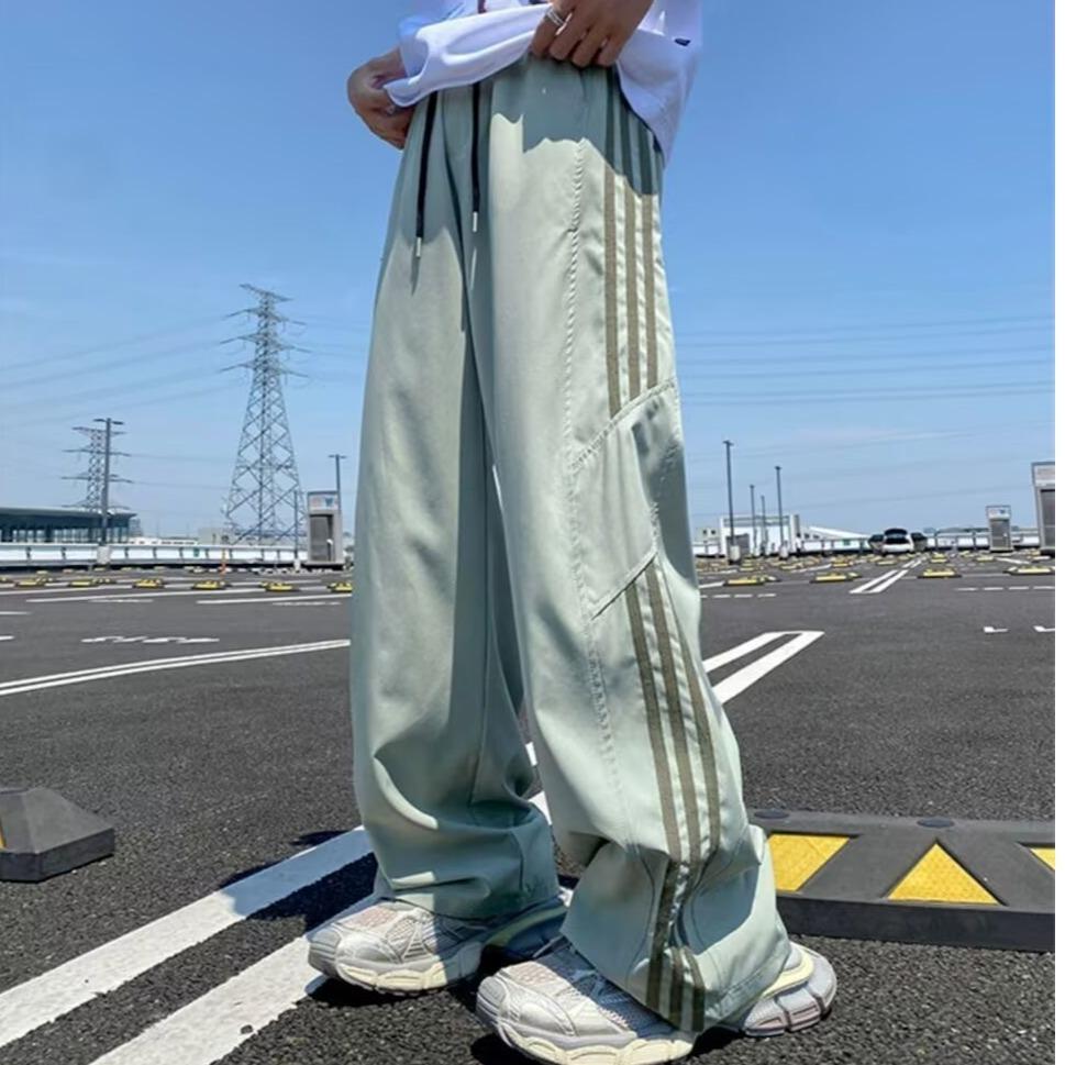 

Модные и простые брюки с тремя полосками, летние тонкие, свободные, драпирующиеся, повседневные прямые брюки, универсальные спортивные брюки L зелёный