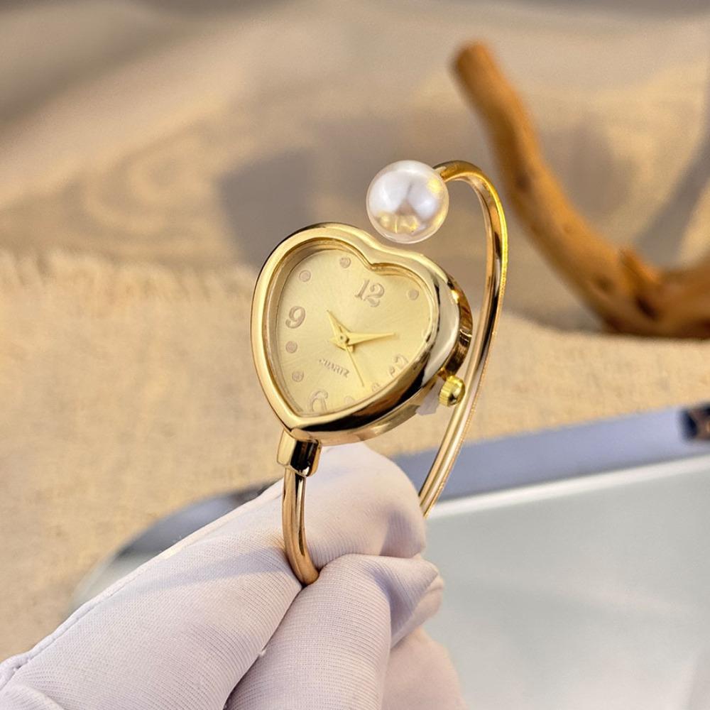 Fashion Heart-shaped Dial Pearl Watch Adjustable Elegant Bracelet Watch Open Design Luxury Ladies Watch for Women золотой