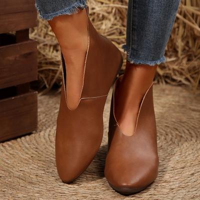 Wind Pointed Low Heel Leather Boots Women's Autumn and Winter New Large Size Flat Sleeve Chelsea Boots Women