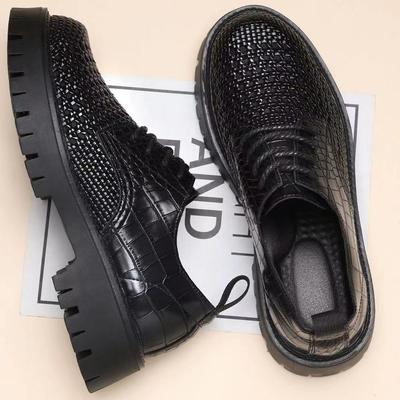 Printemps cuir tissé cuir résistant à l'usure à semelle épaisse rehaussant décontracté pour hommes première couche cuir de vache respirant chaussures creuses