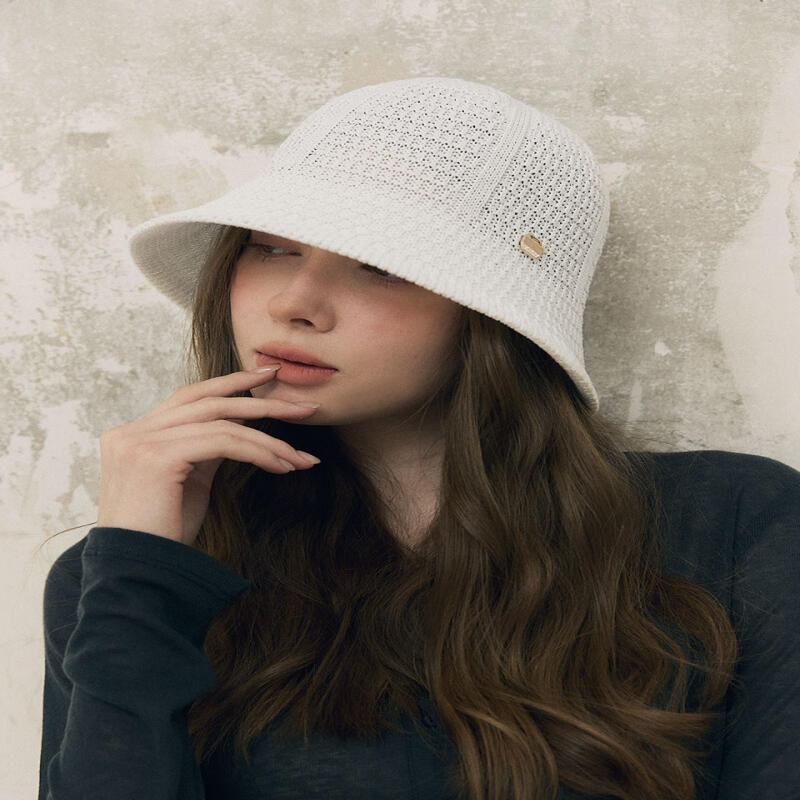 Women s Half Stripe Knit Pattern Bucket Hat White H028 white