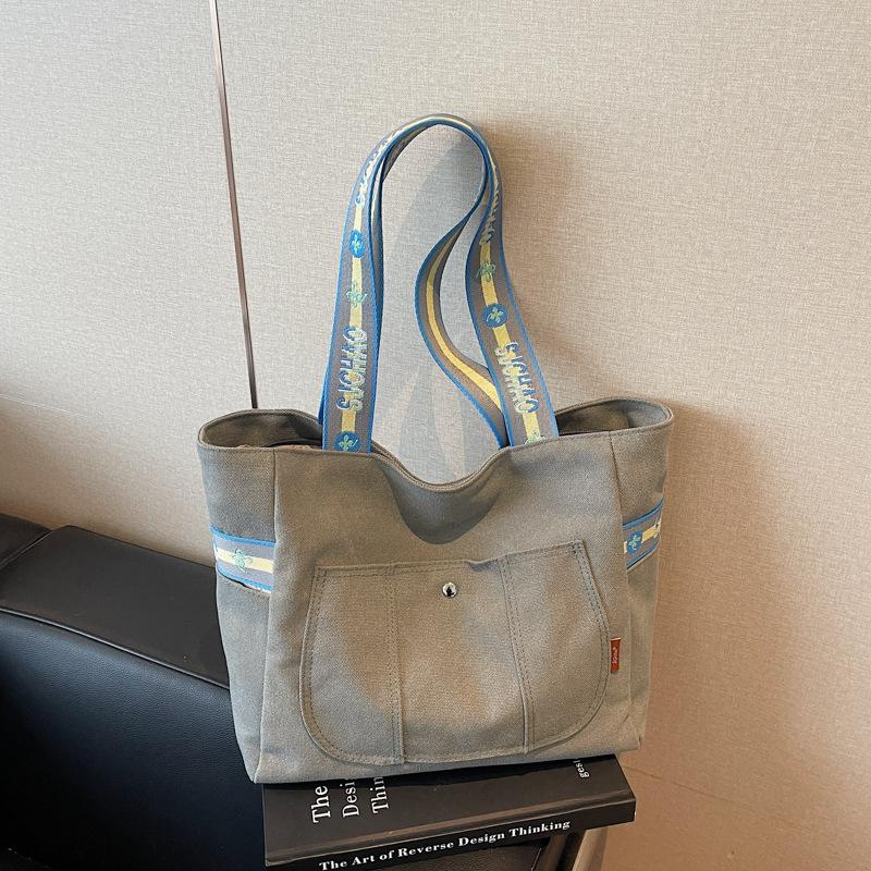 Autumn And Winter Large-Capacity Canvas Bag Women'S Fashion Versatile Commuter Bag Going Out Leisure Shoulder Tote Bag