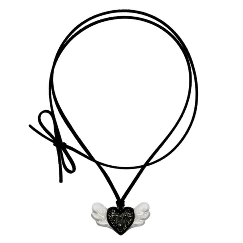 OTHER-worldly Heart Wings Pendant Necklace [Black]