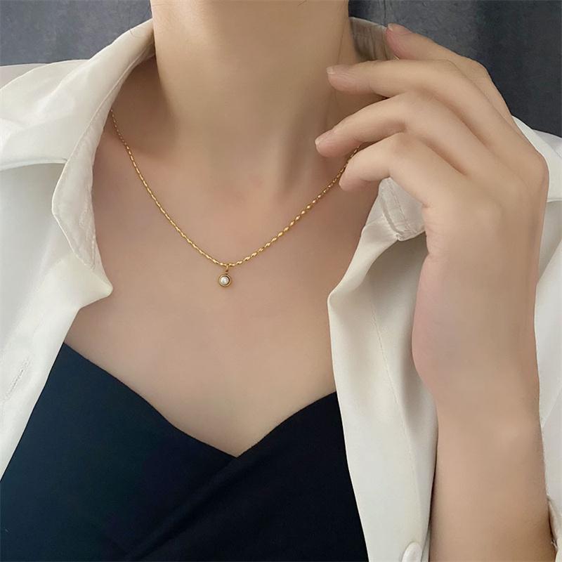 Green Bean Pendant Collarbone Chain