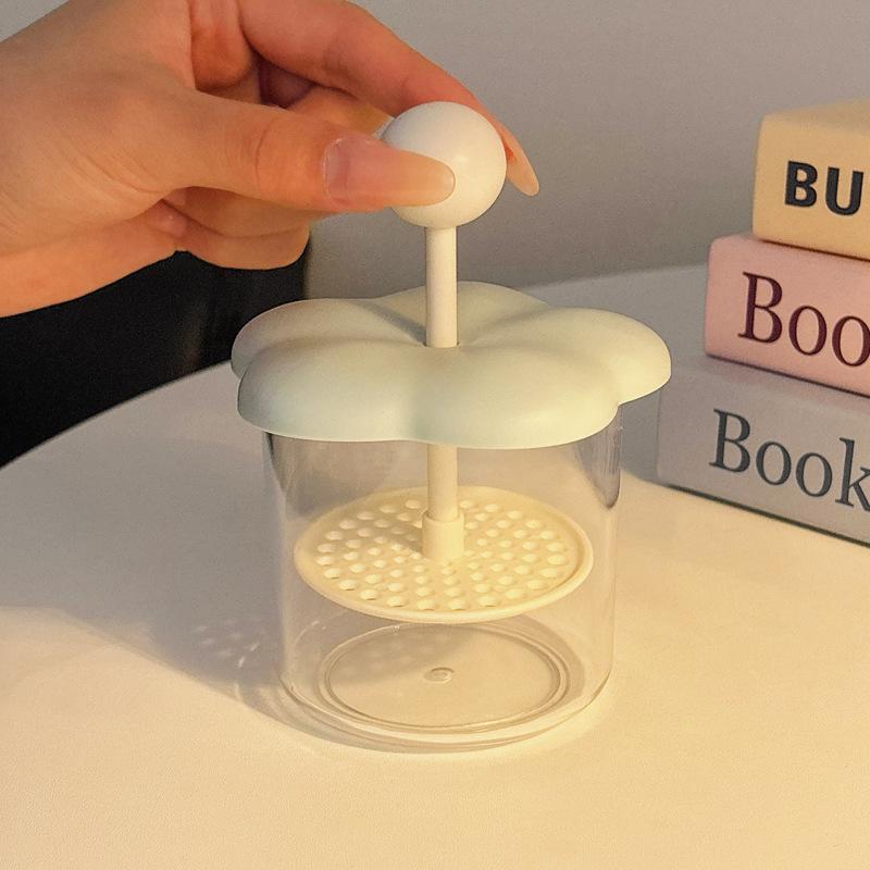 

Hair Washing Brush, Air Cushion, Hair Massage, Hair Washing Water, Body Wash, Bath Foaming Device, Facial Cleanser, Foaming Device синій