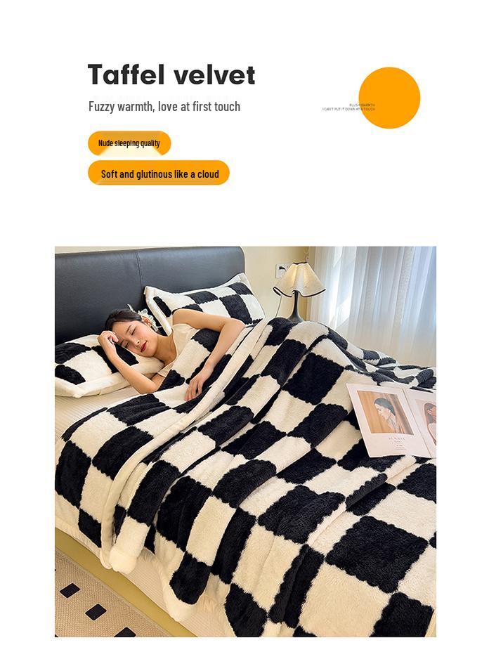 Checkerboard Double-Sided Fleece Blanket for Car, Sofa, Camping – Autumn/Winter Thickened
