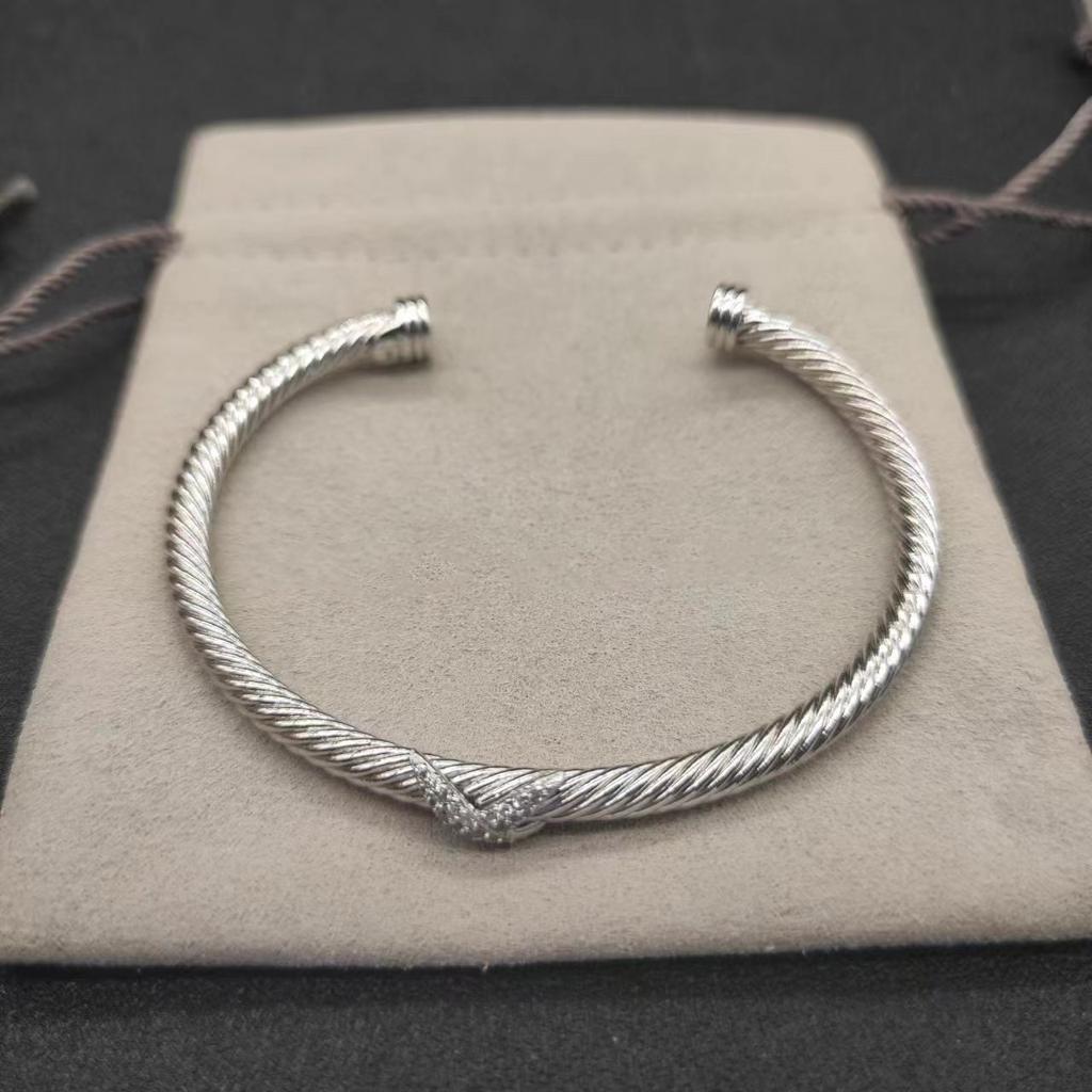 2025 New Style DY Bracelet - High-quality Jewelry in Fashion for Men and Women in A Stylish and Retro Package