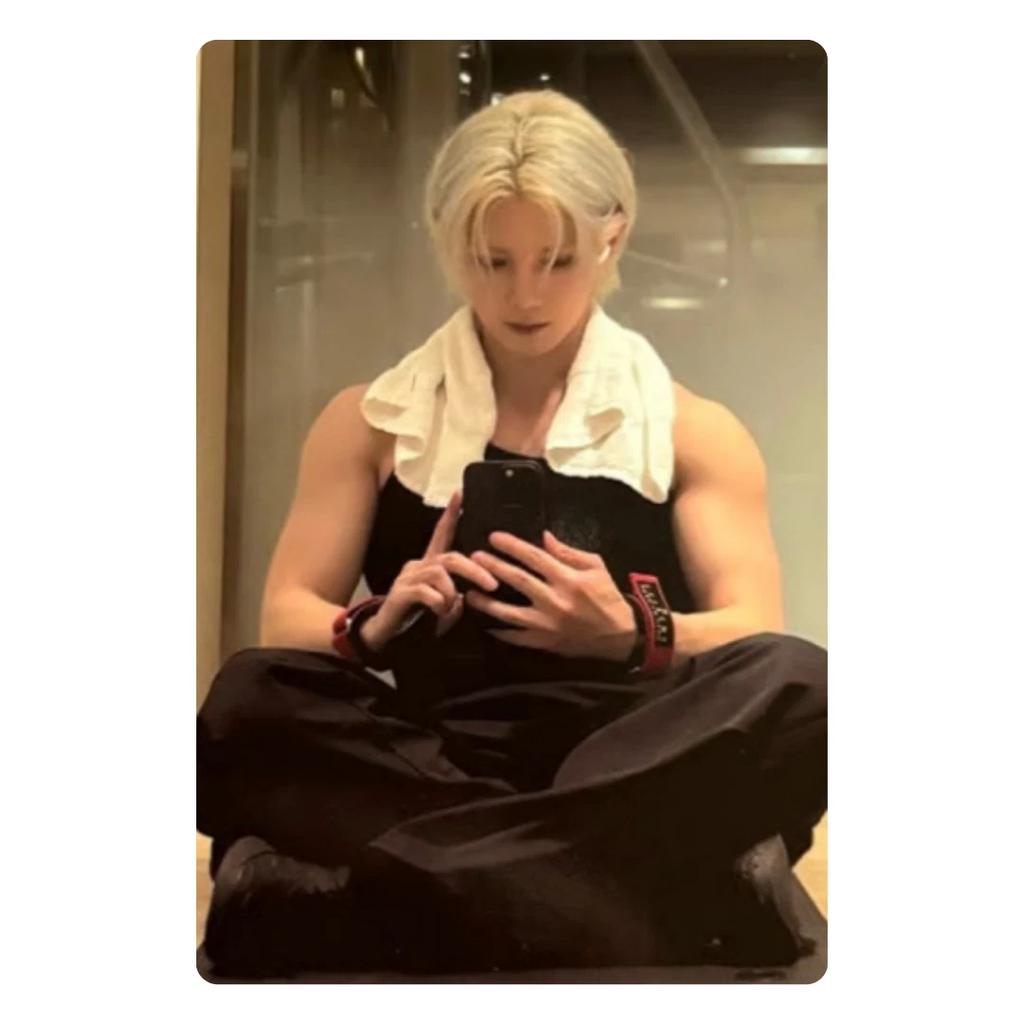 PRZEDSPRZEDAŻ 13. MINI ALBUMU ATEEZ GOLDEN HOUR : Część 4 KARTKA ZE ZDJĘCIEM POCA JAPAN POB OFICJALNA