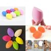 Vielseitiger latexfreier Make-up-Foundation-Schwamm-Blender in lebhaften Farben und schräger Form