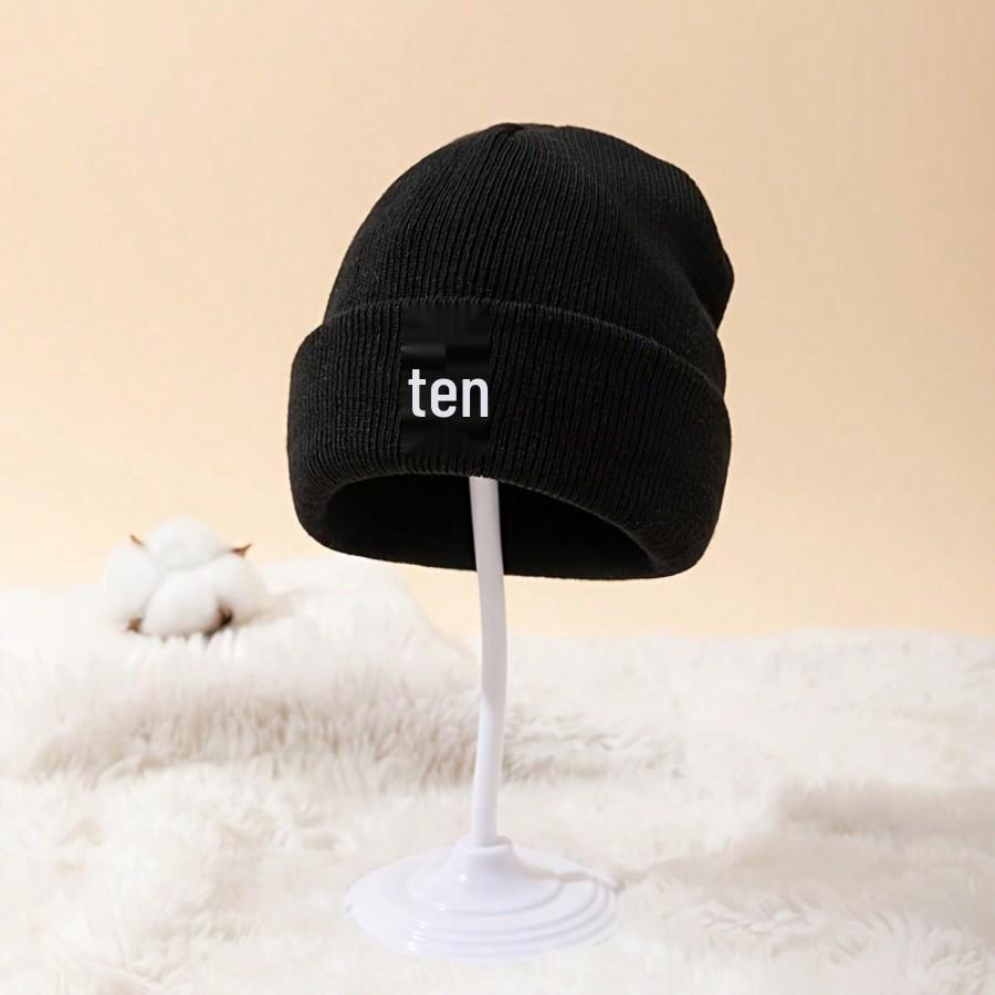 

Cartoon Letter Embroidery Knitted Warm Bucket Hat for Autumn and Winter Child
