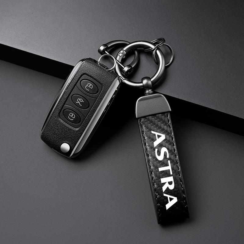 Leder Schlüsselanhänger Halter Schlüsselring Geschenk Auto Schlüsselanhänger Anhänger für Opel Astra Logo J H G Corsa D Schlüssel Schnalle Auto Styling Dekoration