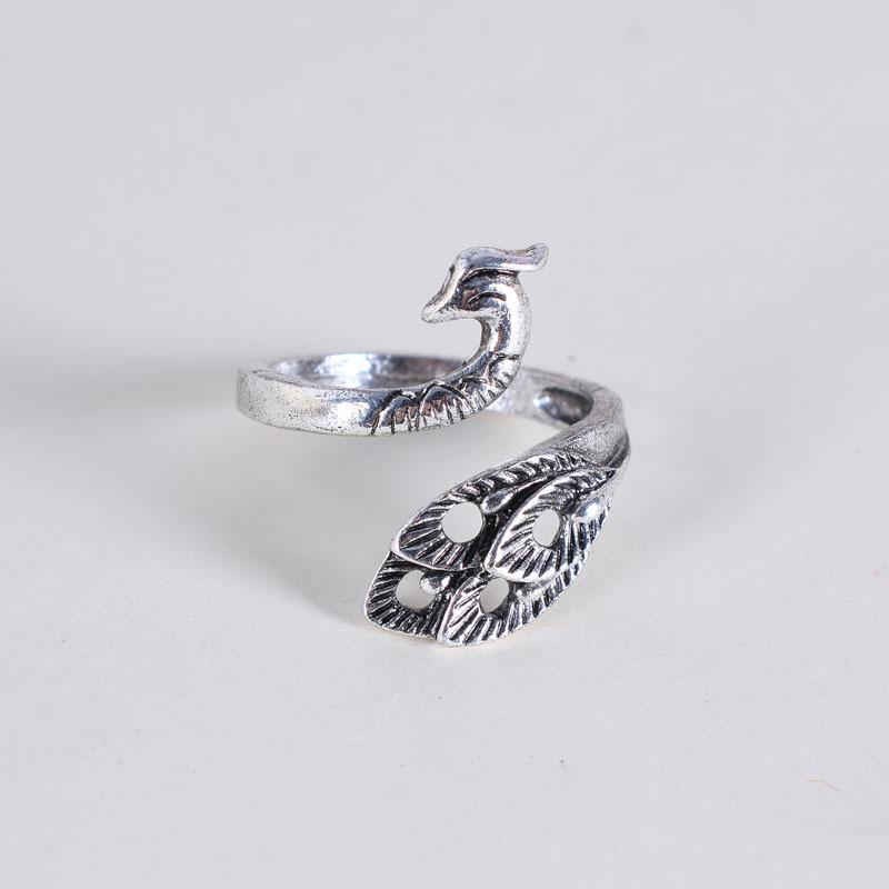 Adjustable Vintage 3D Silver Peacock Ring - Women s Retro Jewelry Accessory Adjustable серебряный