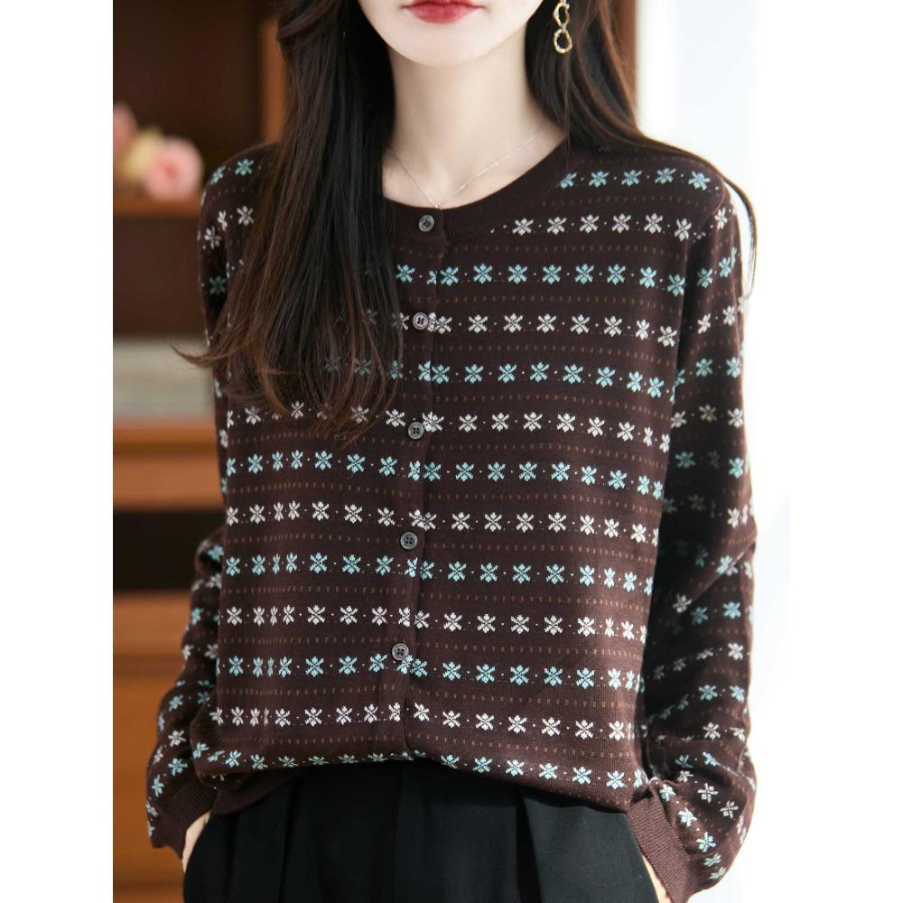 A New Design Jacquard Knitted Cardigan for Women, Loose, Slimming and Versatile Short Sweater Coat Top
