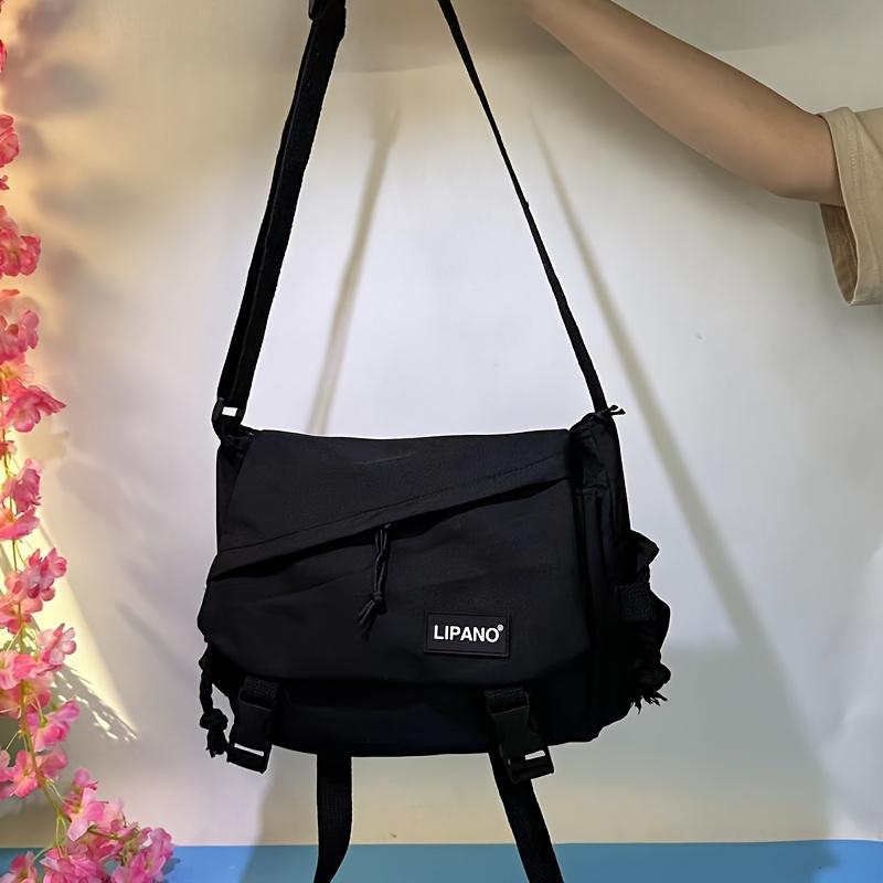 

Водонепроницаемая сумка-мессенджер с просторной застежкой-молнией и регулируемым ремнем для повседневных нужд чёрный