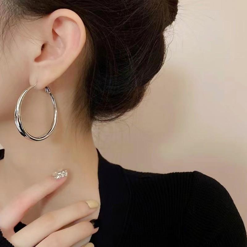 Earrings Silver Needles Fashion Frigid Wind ins Earrings Women's Exaggerated Atmospheric Earrings Large Circles Circles