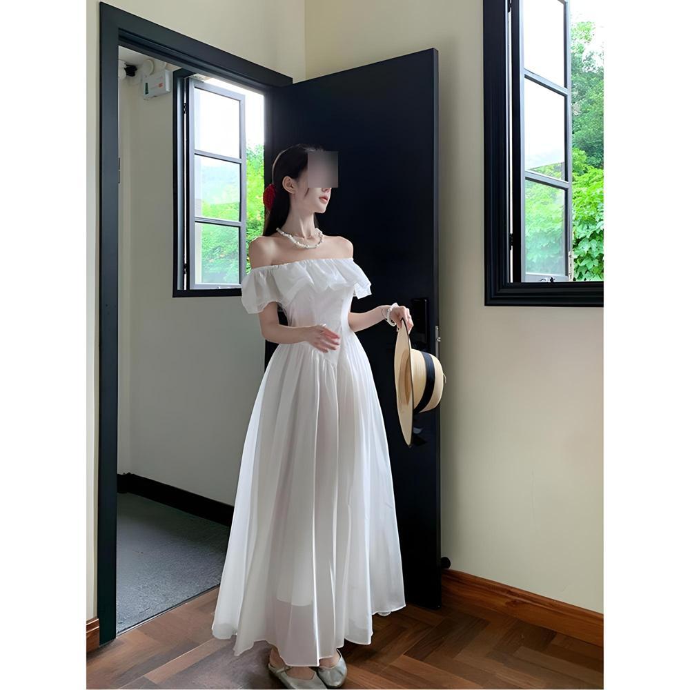 

Платье с открытыми плечами, завышенной талией, маленькое, свежее, длинное, женское, летнее, новое, тонкое, прикрывающее недостатки XL- (recommended 110-60kg)