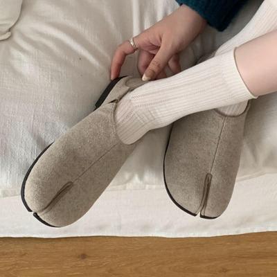 2024 Retro Women's Frosted Leather Split-Toe Flat Loafers