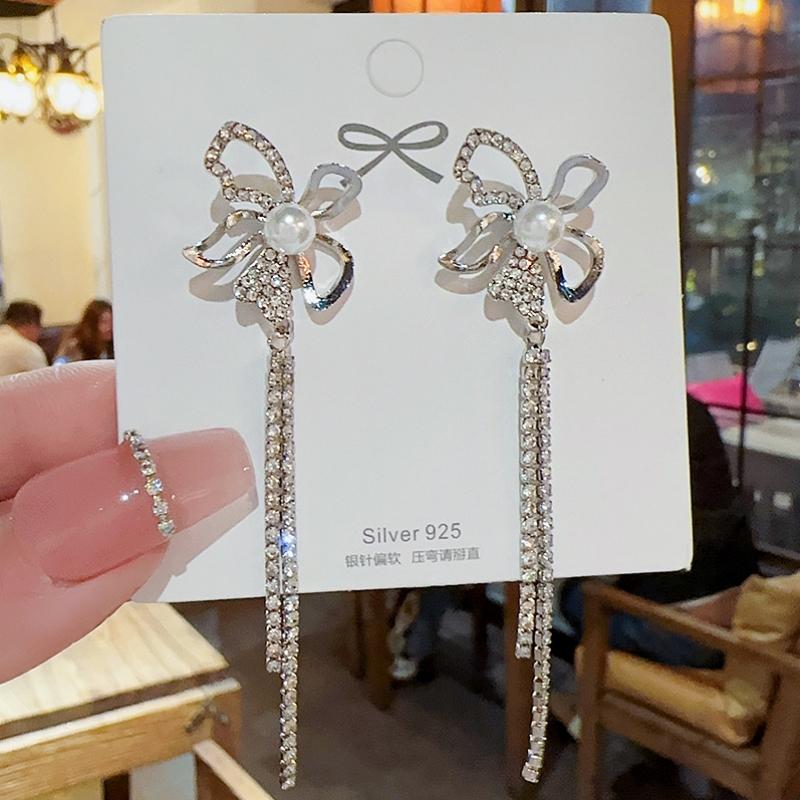 New Women s Tassel Earrings Asymmetrical Crystal Thread Statement Hanging Earrings for Ladies Hollow Twist Butterfly Ear Zircon
