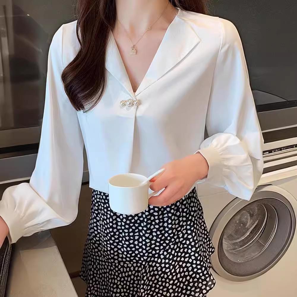 

2024 Women s Fashionable Chiffon V-neck Long Sleeve Shirt Medium