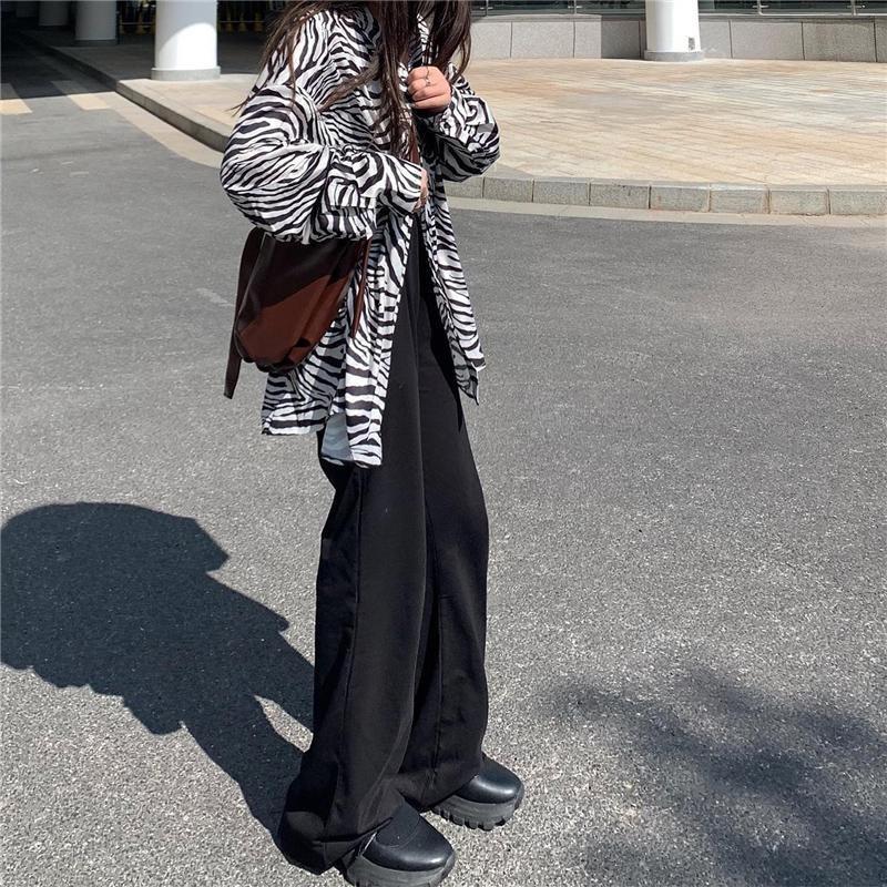Zebra print shirt for women, 2024 new black and white Hong Kong style, loose and versatile casual long-sleeve top for women