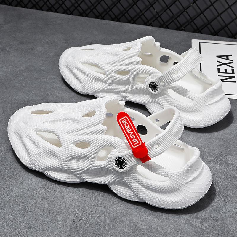 Fashion Summer Men's Slippers Outdoor Beach Shoes Lightweight Comfortable Casual Shoes Breathable Non Slip Soft Sandals Pantuflas Hombre