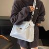 Popular large-capacity bags for women, versatile new single shoulder texture, popular class commuter tote bag for women