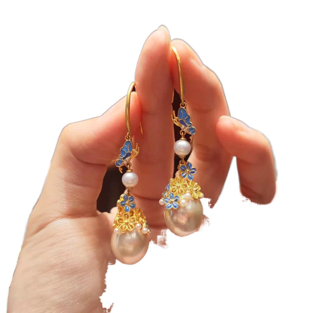 New Chinese-style imitation jade filigree inlaid pearl earrings for women, vintage palace-style Suzhou earrings, suitable for cheongsam and Hanfu