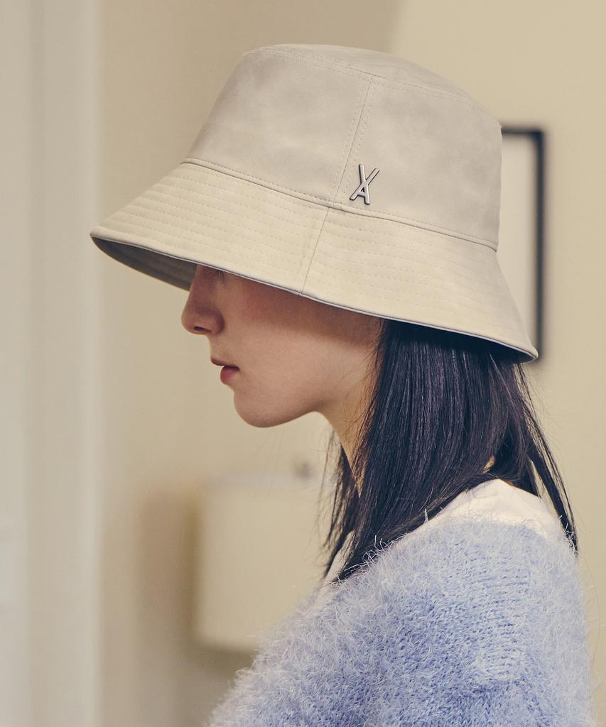 Bajal Va Studded Vegan Leather Bucket Hat Ivory